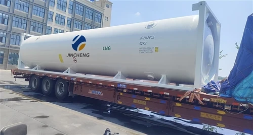 Załadunek i dostawa kontenerów LNG ISO